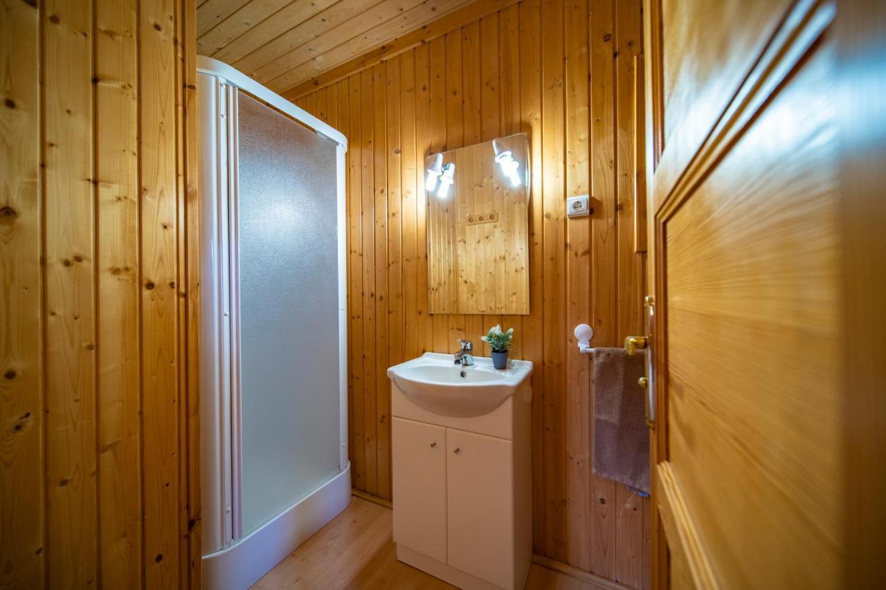 Camping Bungalow Serra De Prades Resort Vilanova de Prades Eksteriør billede