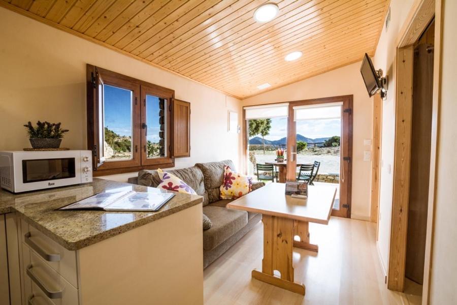 Camping Bungalow Serra De Prades Resort Vilanova de Prades Eksteriør billede