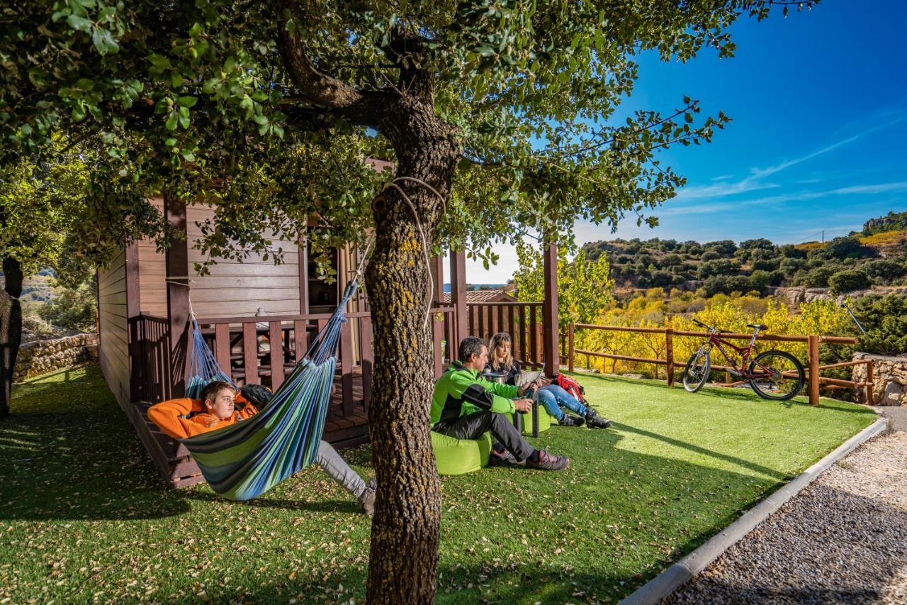 Camping Bungalow Serra De Prades Resort Vilanova de Prades Eksteriør billede