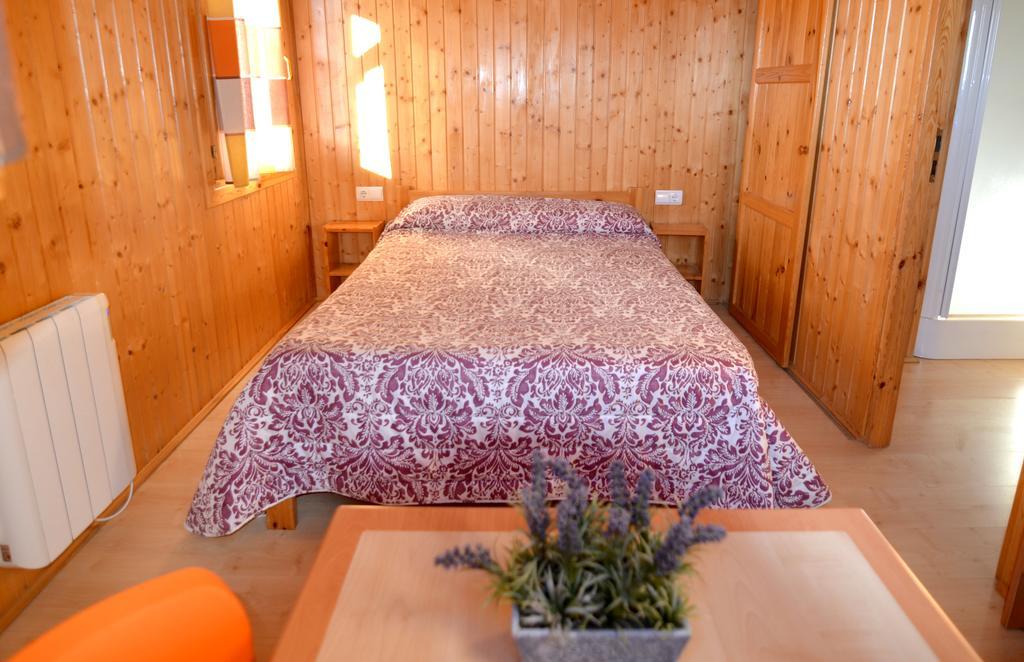 Camping Bungalow Serra De Prades Resort Vilanova de Prades Eksteriør billede